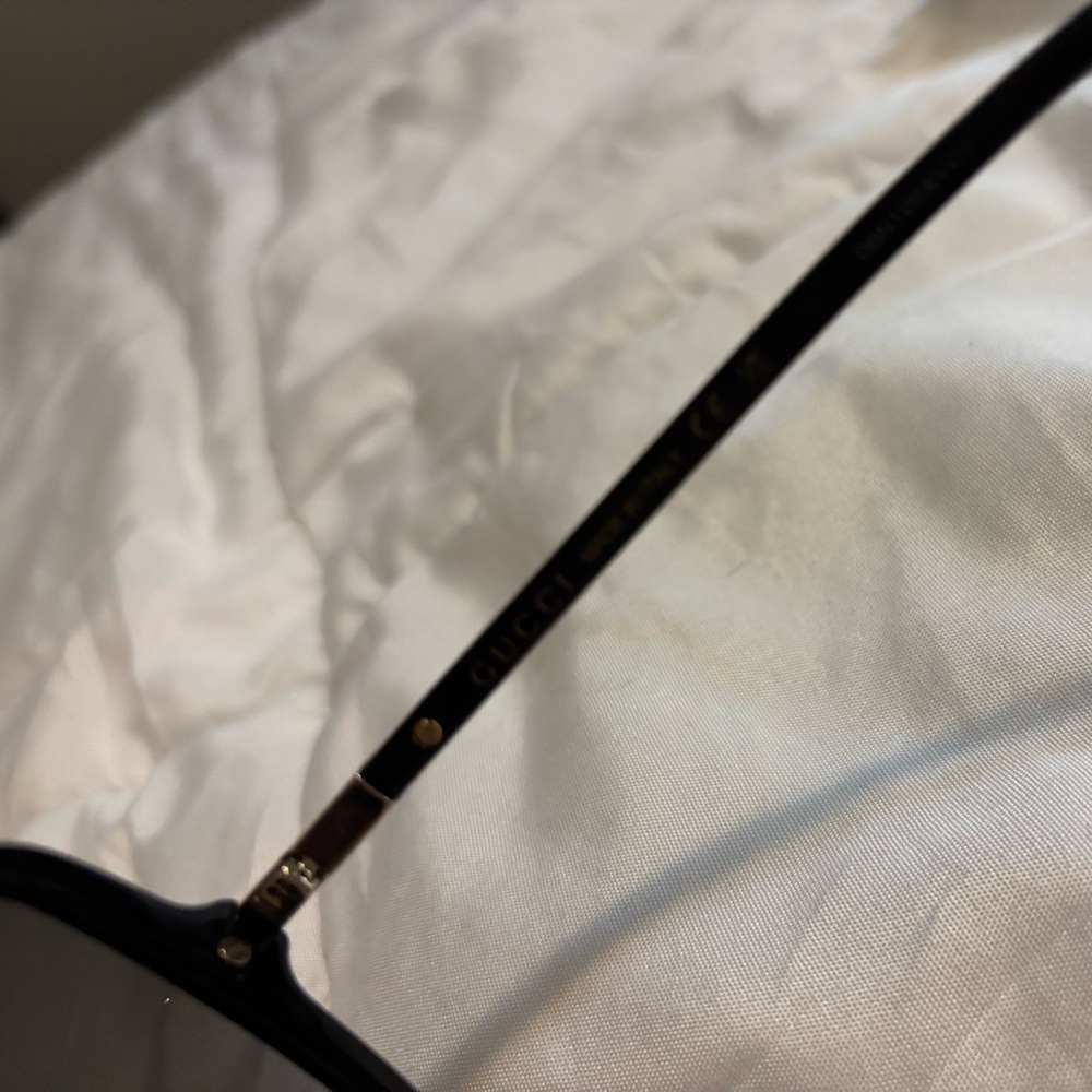 ✨ Authentic Gucci GG1449S Sunglasses – Classic Black Elegance ✨ - Picture 4 of 8